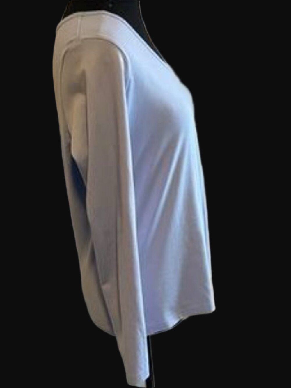LL Bean Women's Light Blue V-Neck Top/Tee - Picture 3 of 7